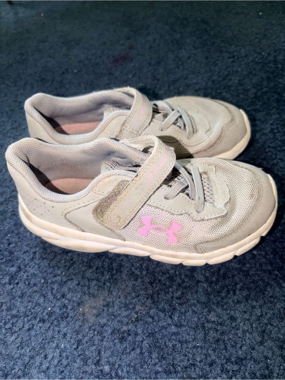 Under Armour Kids Gray Sneakers with Pink Logo